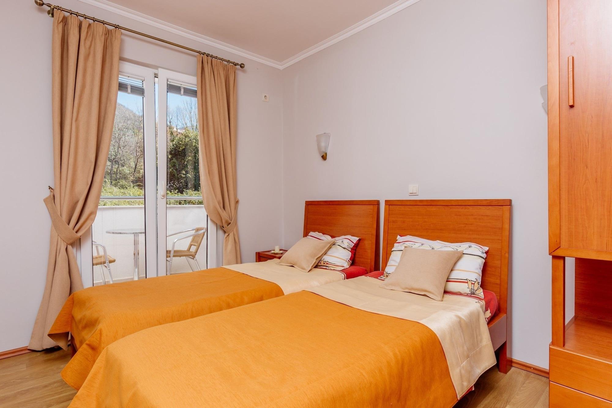 Apartments Perper Tivat Zewnętrze zdjęcie