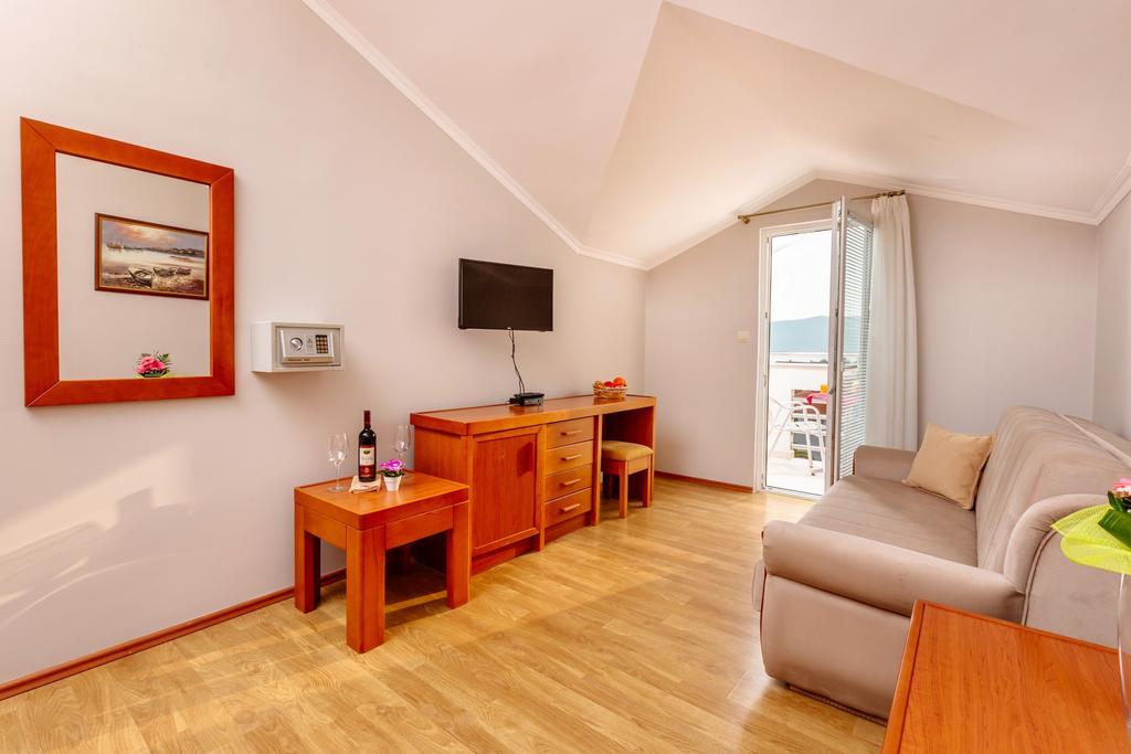 Apartments Perper Tivat Zewnętrze zdjęcie