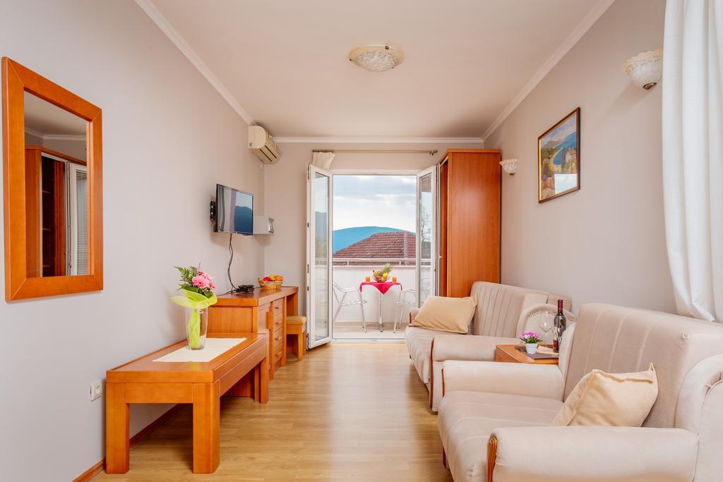 Apartments Perper Tivat Zewnętrze zdjęcie